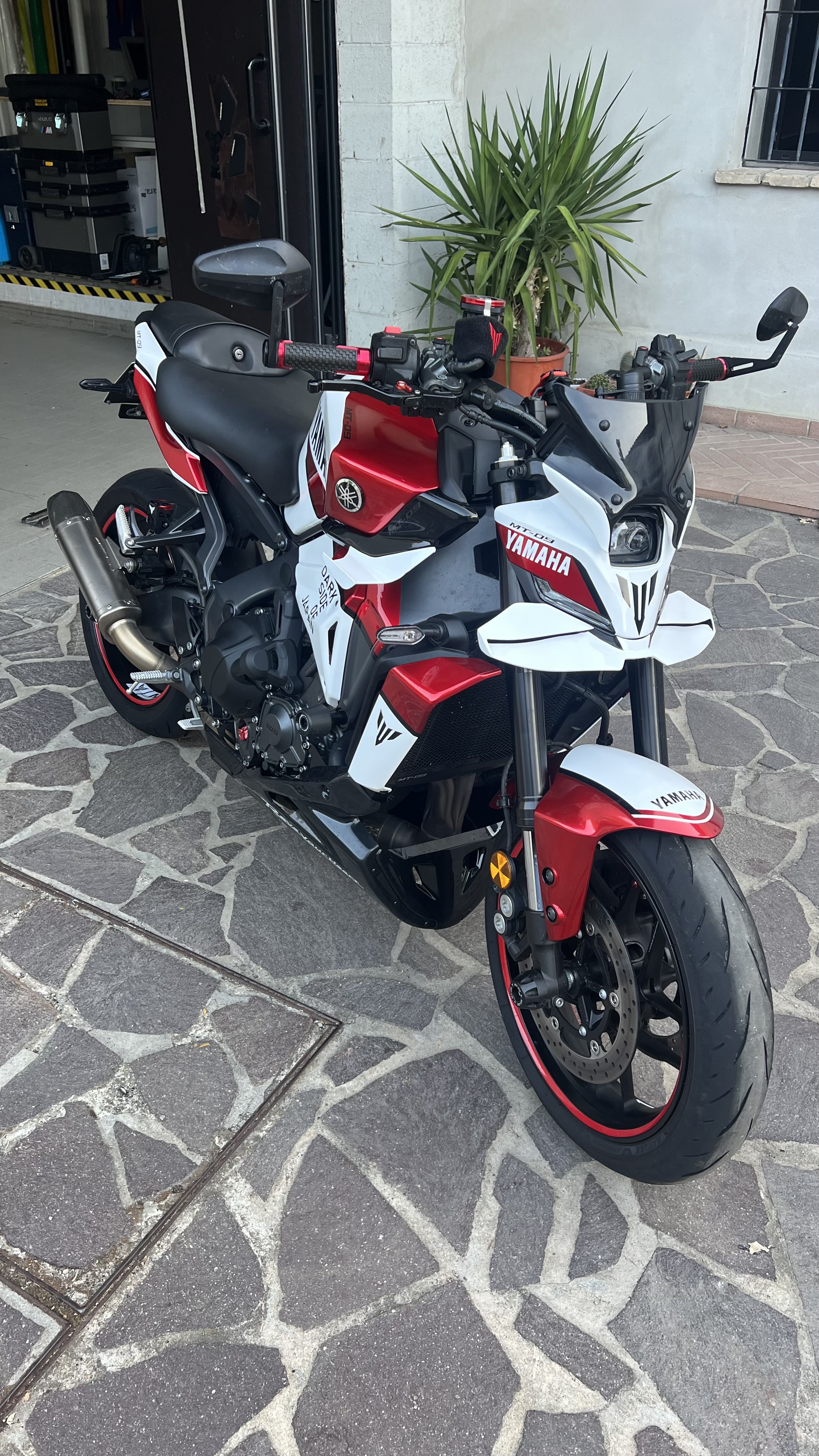 YAMAHA MT09