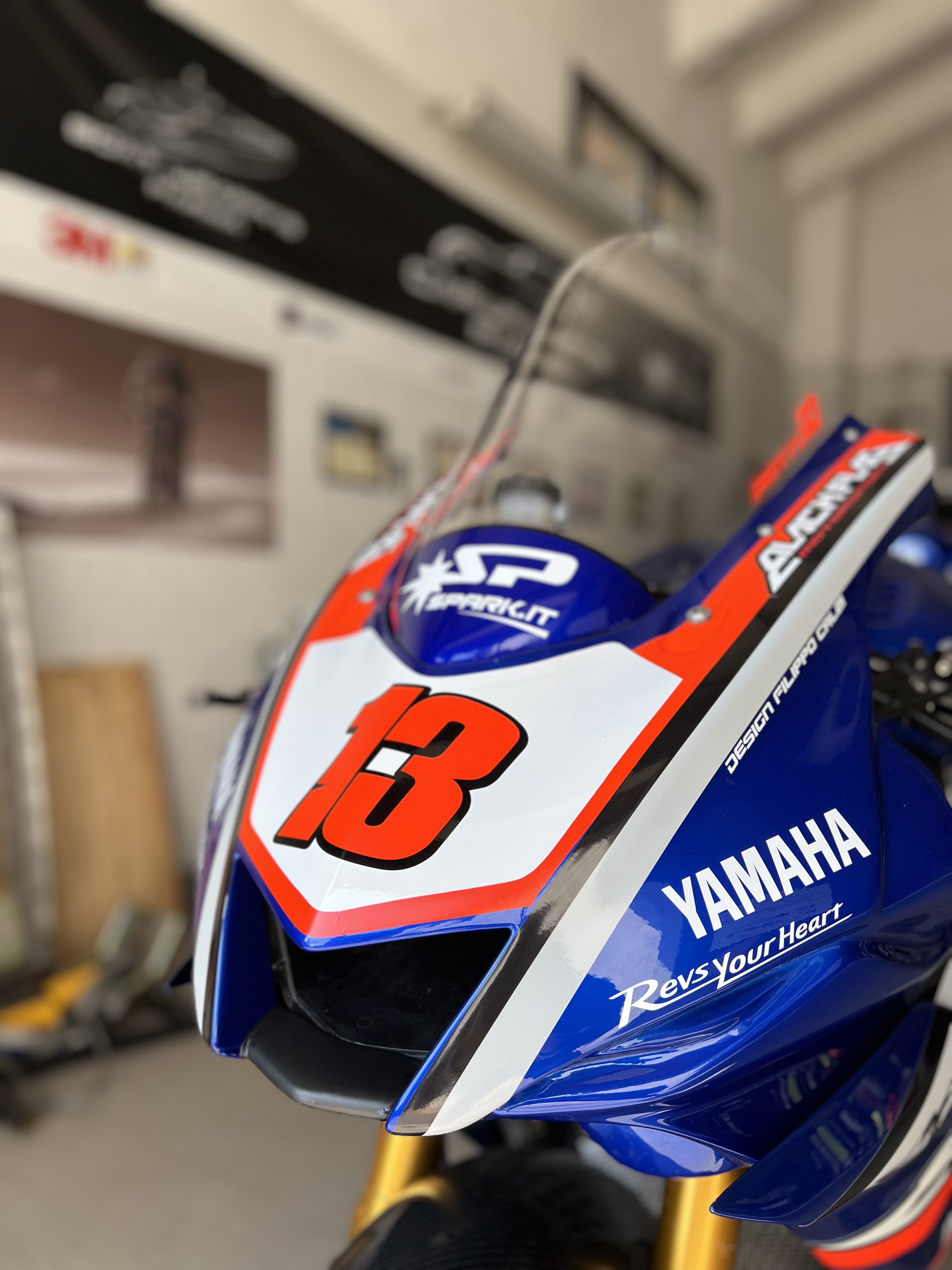 yamaha R6 Racing