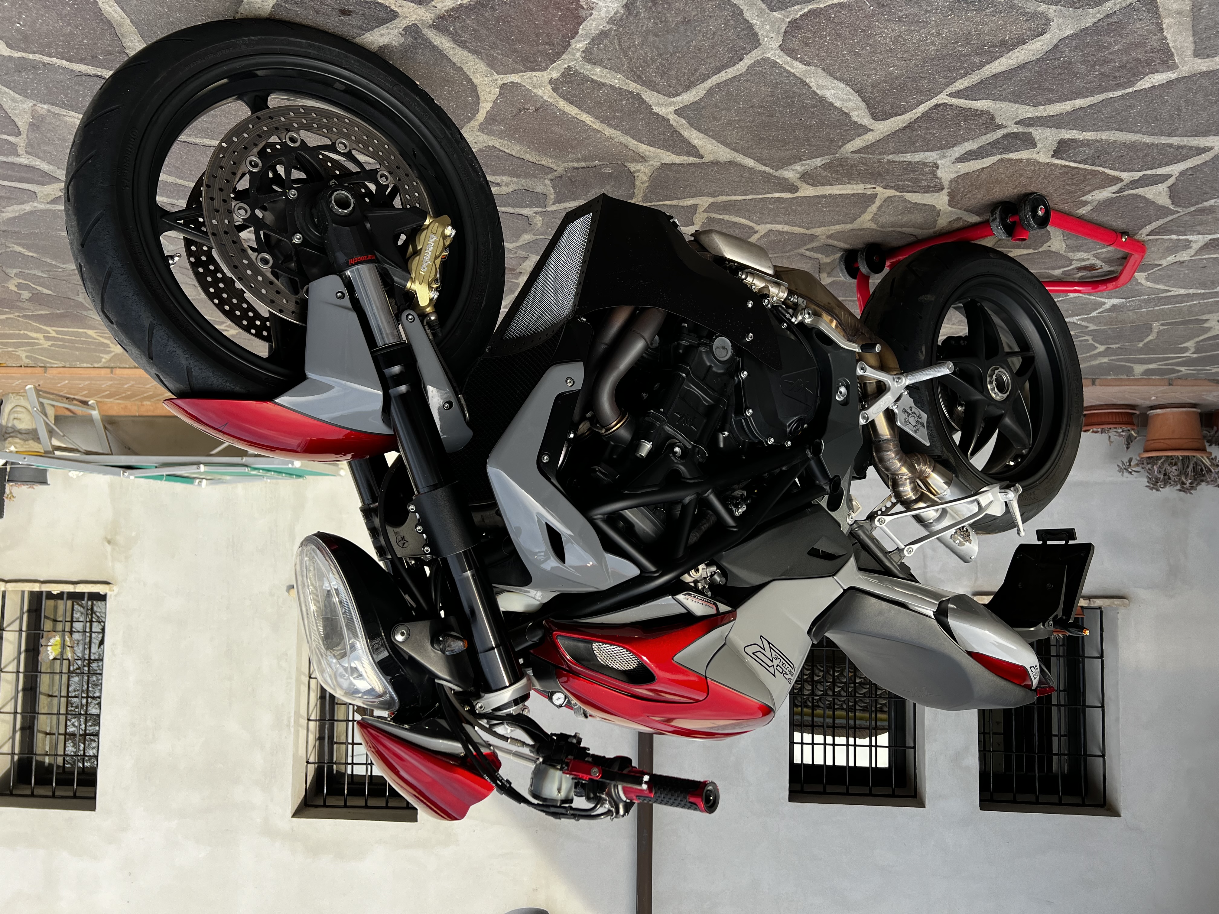 MV Agusta Brutale