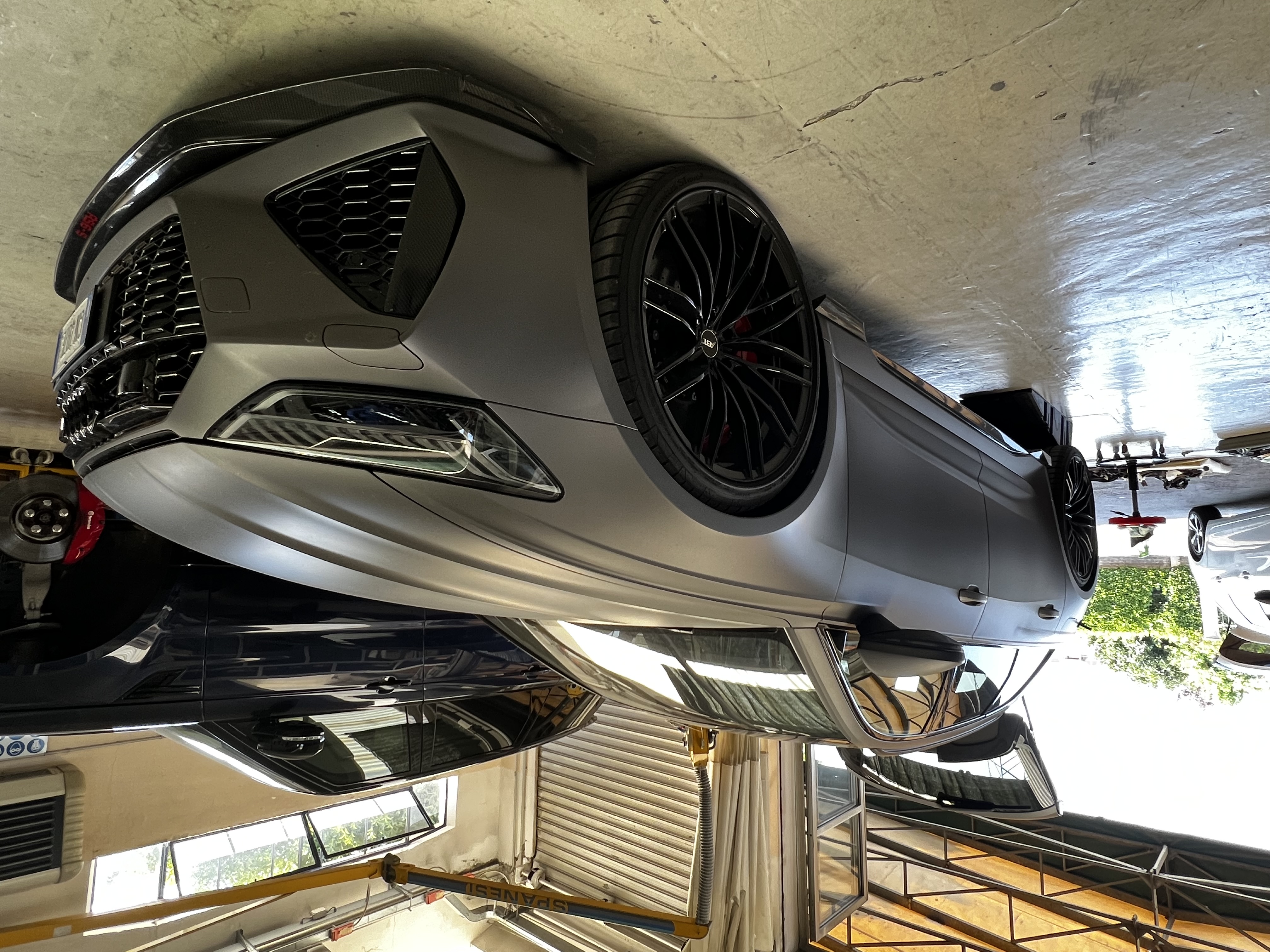 Audi RS6 Grey opaco