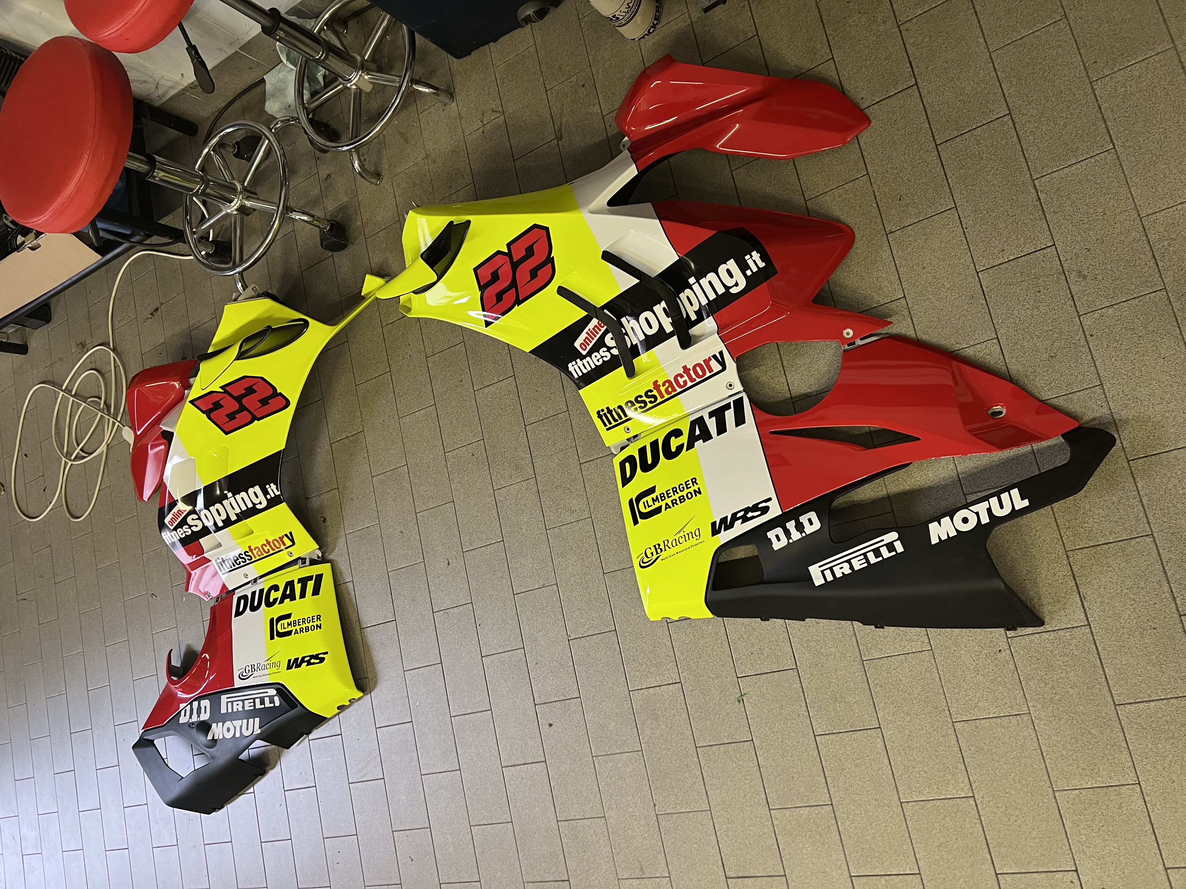 Panigale V4