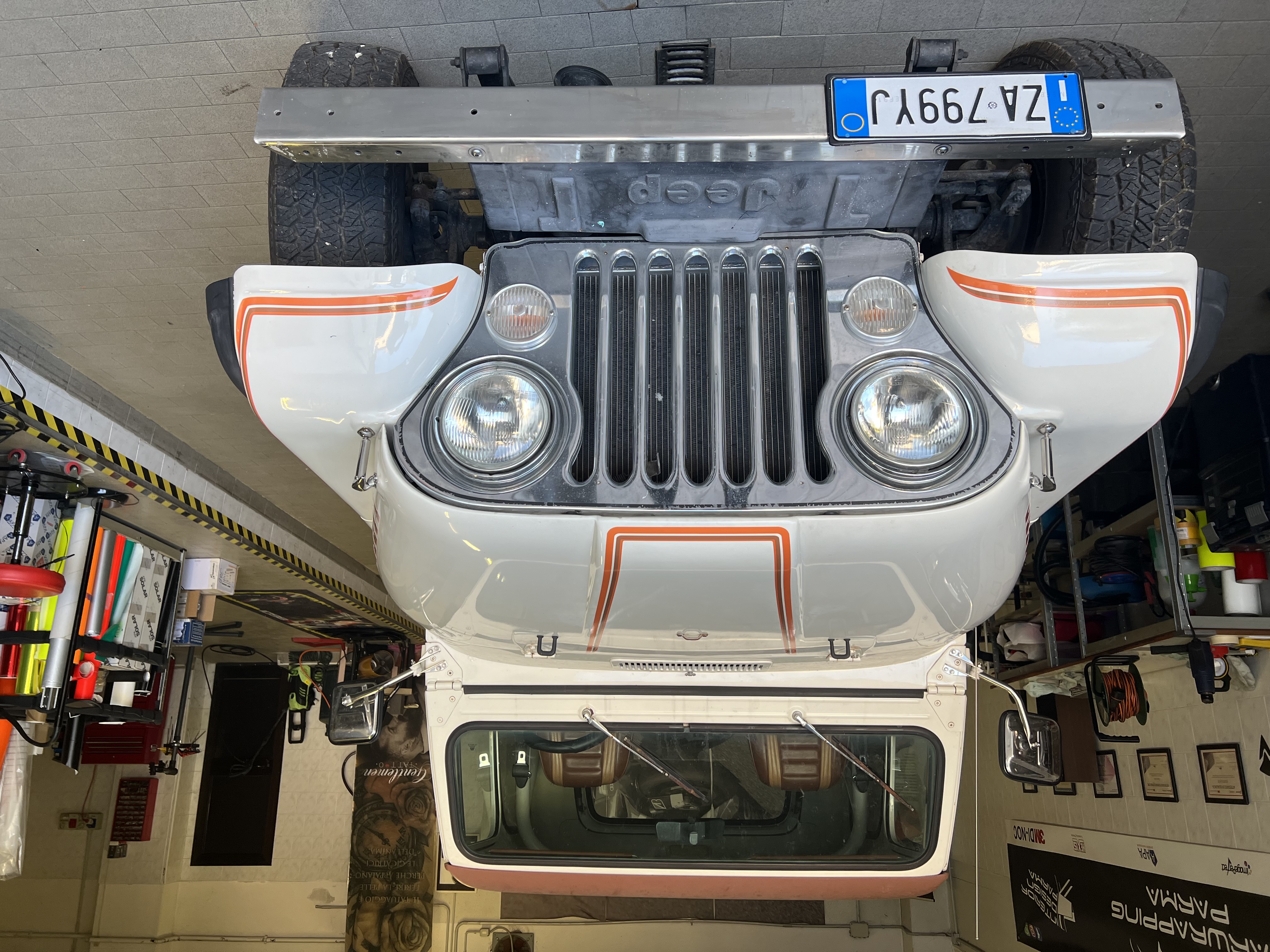 JEEP Laredo