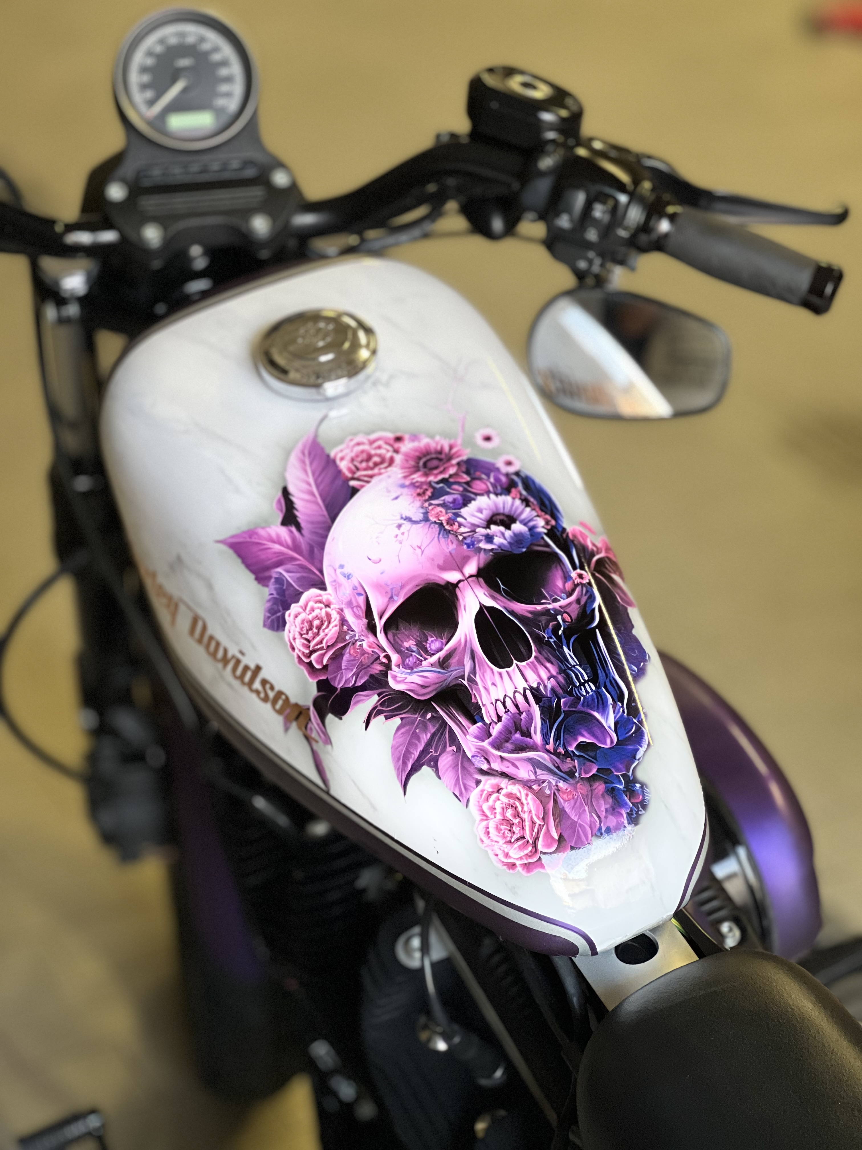 Harley 883